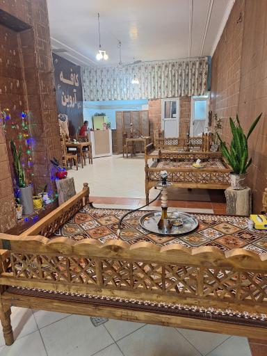 عکس کافه آوربن