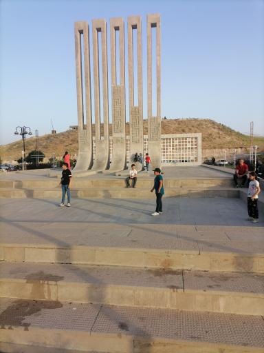 عکس یادمان شهدای گمنام شهر مراغه