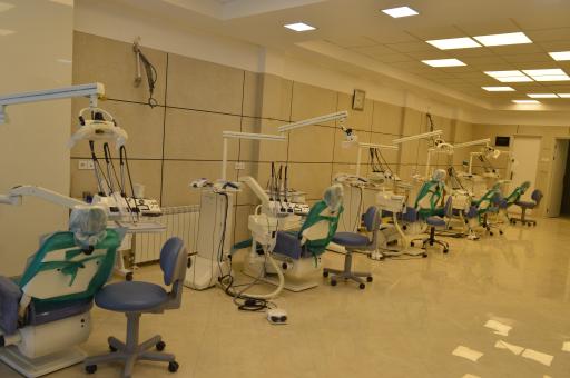 عکس کلنیک دندانپزشکی آریا