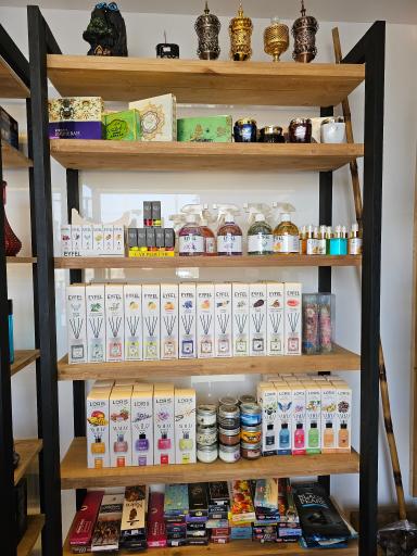 عکس فروشگاه دخانیات دودلند