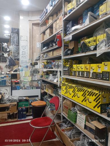 عکس شیشه اتومبیل محمدی 