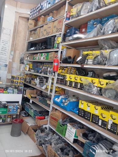 عکس شیشه اتومبیل محمدی 