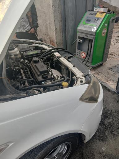 عکس تعمیرگاه برق خودرو رادمرد