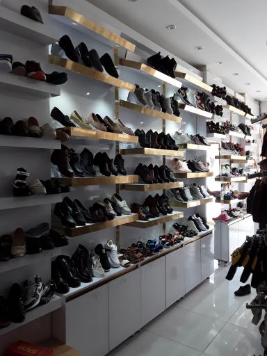 عکس فروشگاه شهر کفش