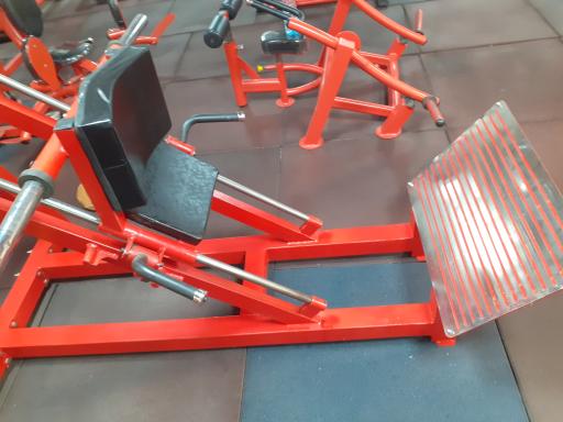 عکس باشگاه بدنسازی بیت الله عباسپور