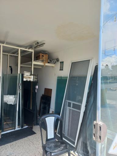 عکس شیشه و آینه فرازنده