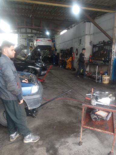 عکس کلینیک تخصصی خودرو ستاره مازند