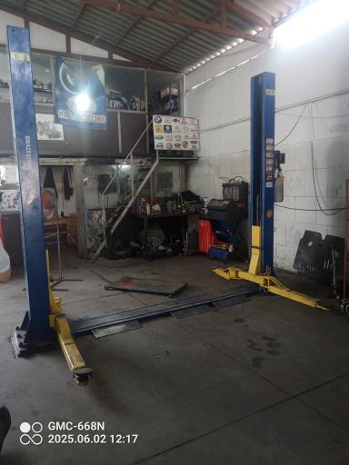 کلینیک تخصصی خودرو ستاره مازند