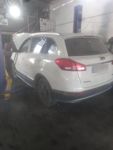 عکس کلینیک تخصصی خودرو ستاره مازند