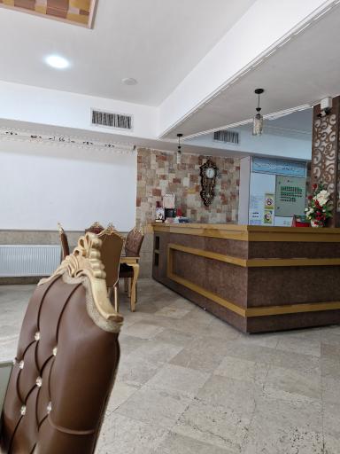 عکس رستوران و فست فود آدیش 