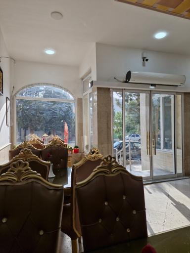 عکس رستوران و فست فود آدیش 