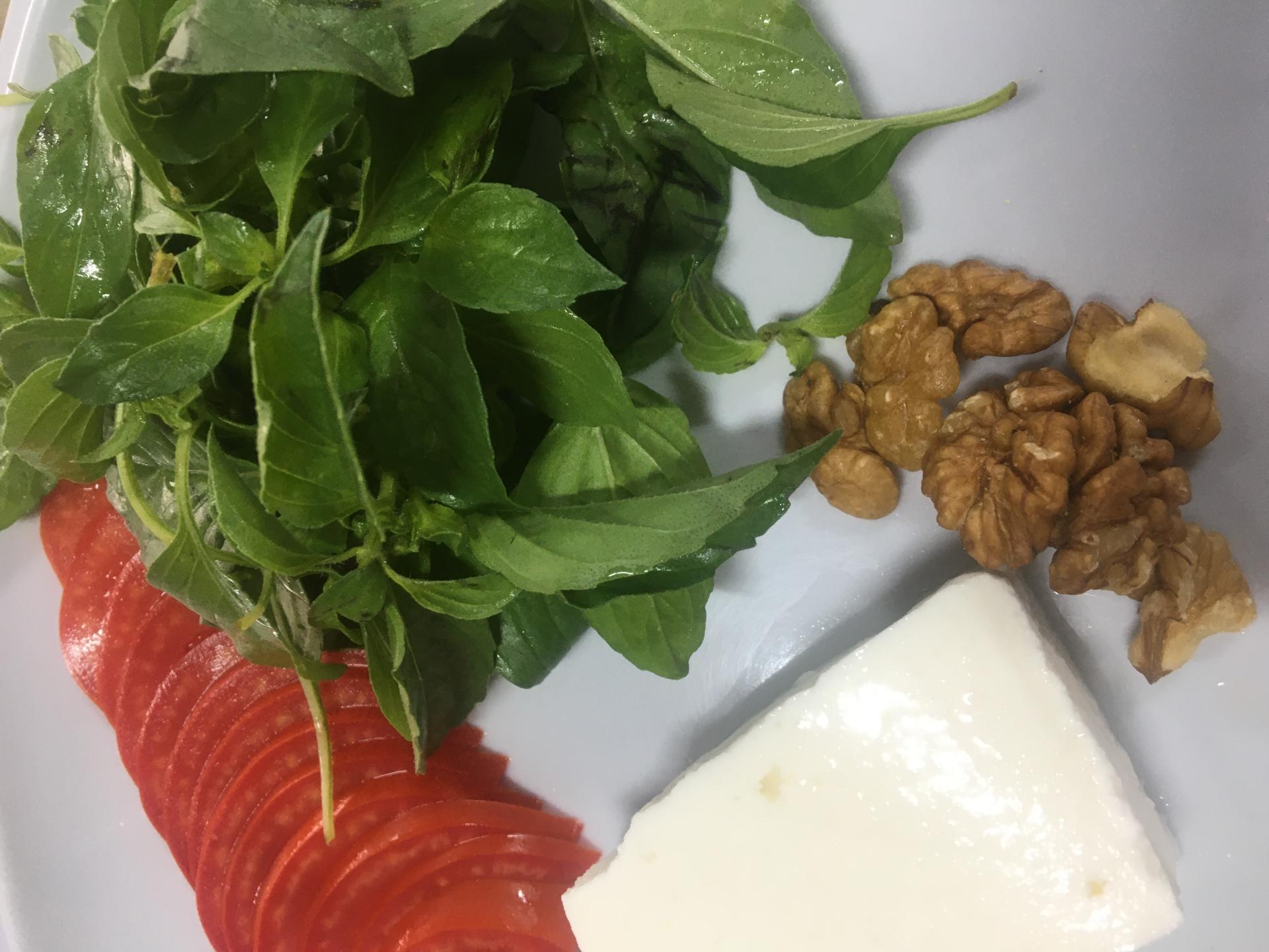 عکس کافه صبحانه عمو تیام