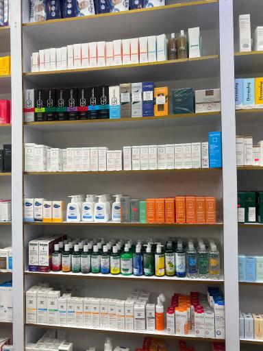 عکس داروخانه شبانه روزی دکتر هانیه محمدی