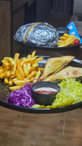 عکس کافه گیم پیشرو