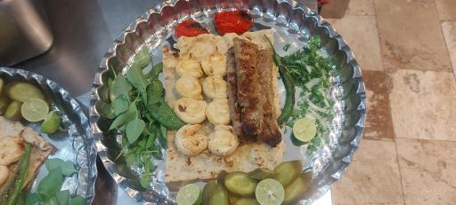 عکس رستوران پتوس