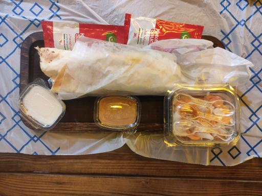 عکس شاورما مطعم الخوری