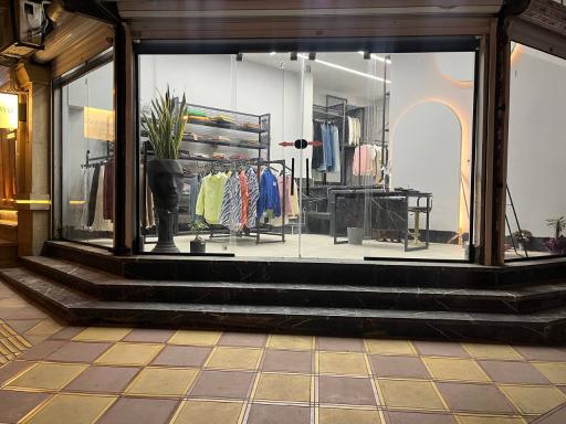 عکس مزون آلما آیما