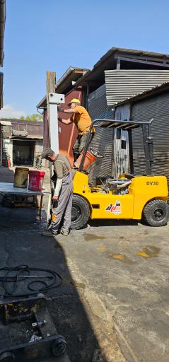 لیفتراک ایران