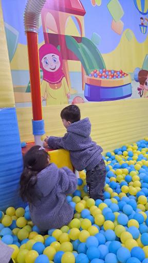 عکس خانه بازی بالن