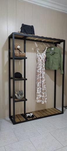 عکس کارگاه جوشکاری و رنگ کوره ای