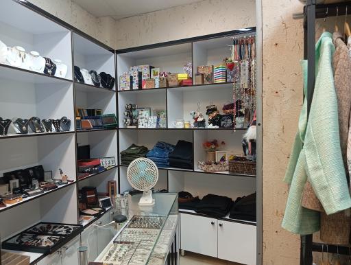 عکس مرکز خرید تختی