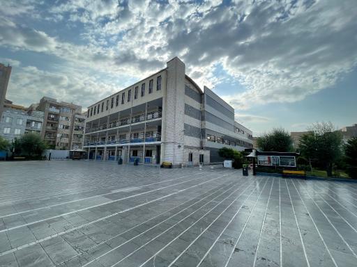 عکس دبیرستان اندیشه برنا