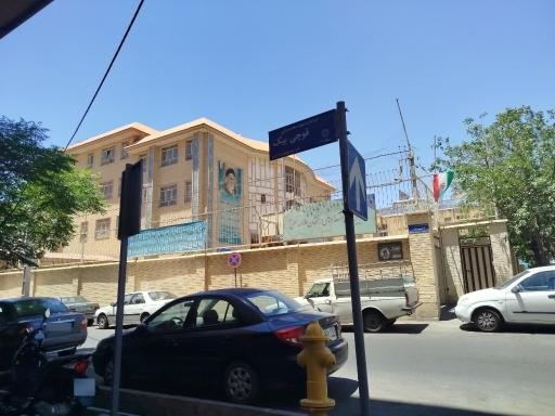 عکس دبیرستان پسرانه سمپاد علامه حلی 7