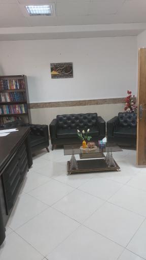 عکس دفتر وکالت خانم زهرا مجدم