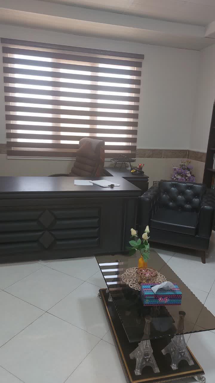 عکس دفتر وکالت خانم زهرا مجدم