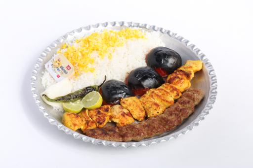 عکس تهیه غذای مارکار