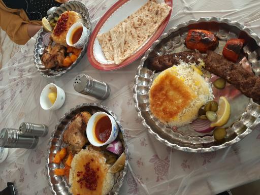 عکس رستوران گل  ارومیه  _ سرو 