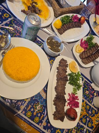 عکس رستوران بهشت
