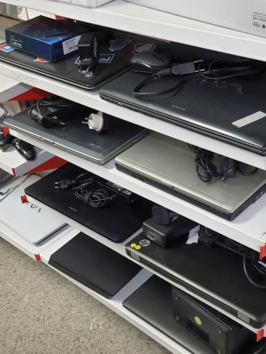 عکس فروشگاه مای کامپیوتر