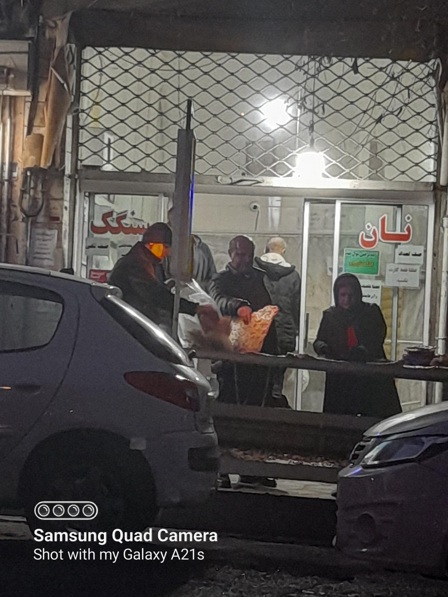 عکس نانوایی سنگک