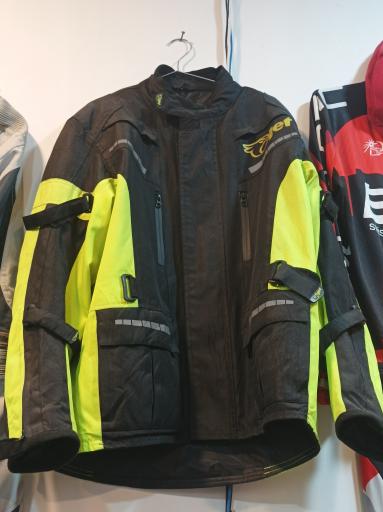 عکس پوشاک اس استوک