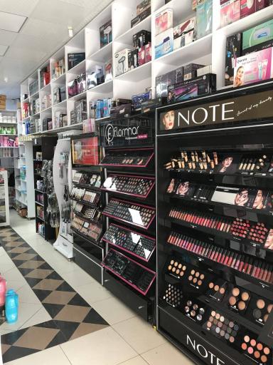 عکس گالري آرايشي بهداشتي شهروند