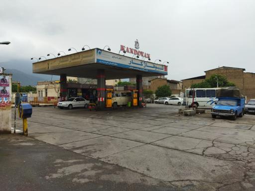 عکس جایگاه سوخت قربانی (بنزین و گازوییل)