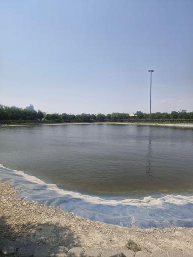 عکس دریاچه مصنوعی پارک کوهستان