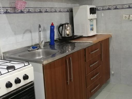 فروش دوخوابه ۸۱متری مبله ط اول