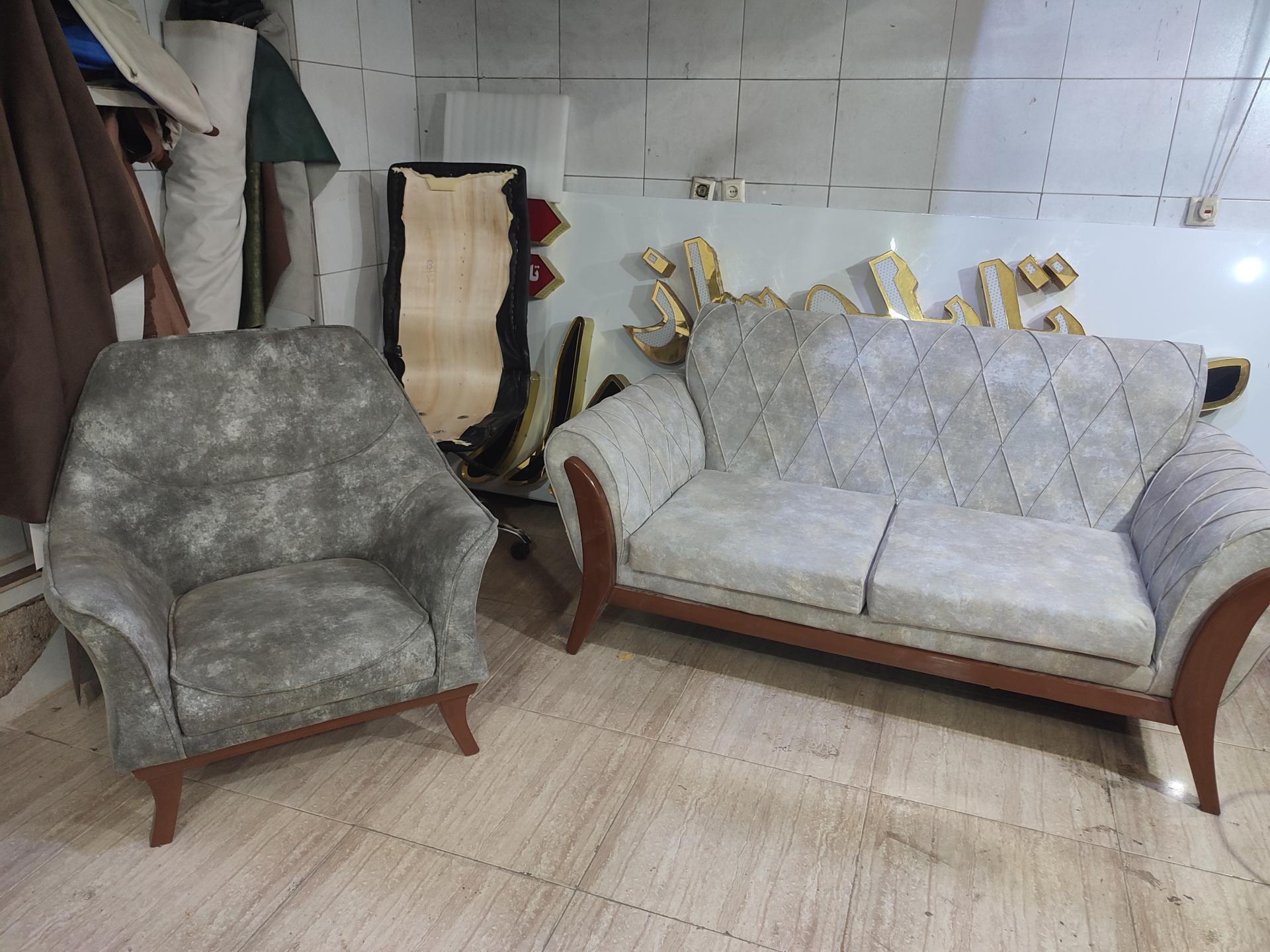 عکس تعمیرات مبلمان هخامنش