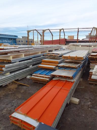 عکس فولاد غرب  دپو خاکی 