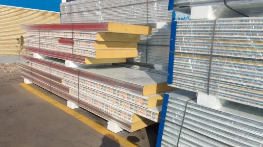 عکس فولاد غرب  دپو خاکی 