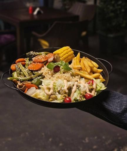 عکس کافه مادو