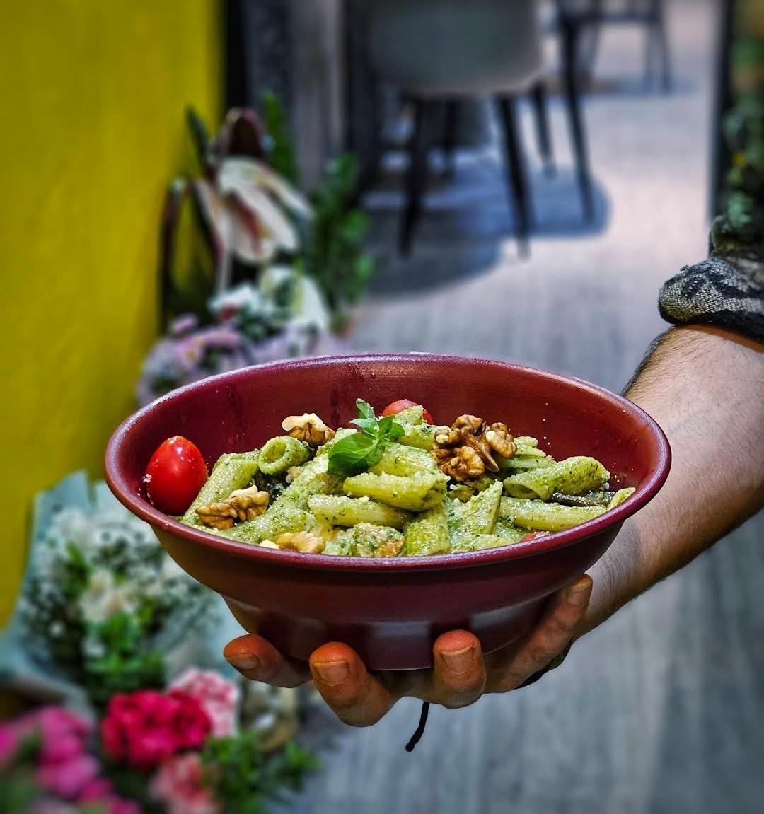 عکس کافه مادو