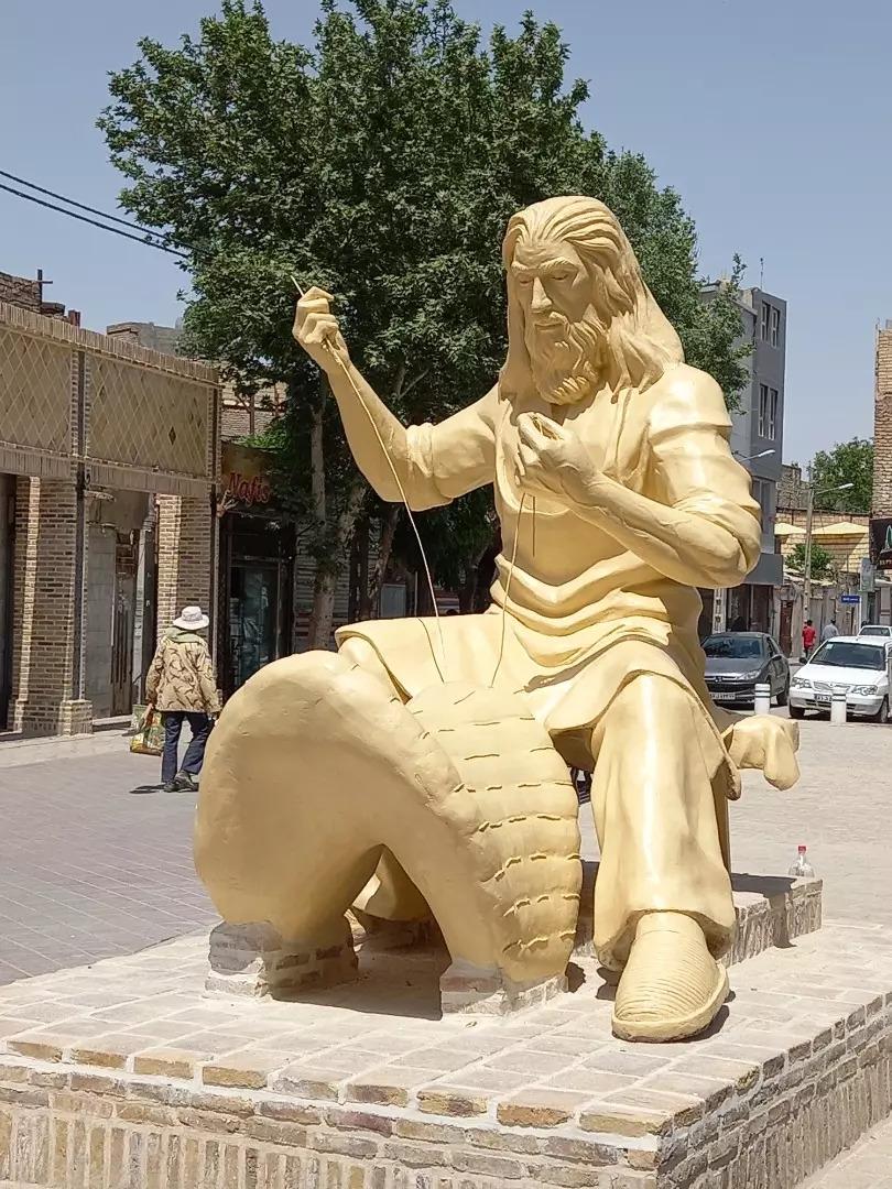 عکس آموزشگاه نقاشی سفالگری مجسمه سازی کمال الملک