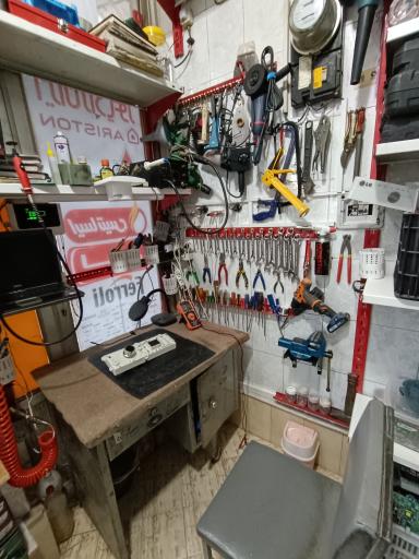 عکس تعمیرات لوازم خانگی مهندس اکبرآبادی