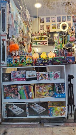 عکس محصولات فرهنگی و کافی نت سایه روشن