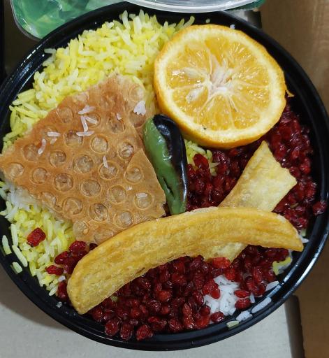 عکس تهیه غذای سفره یزد