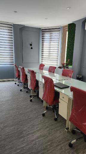 عکس آموزشگاه آوش