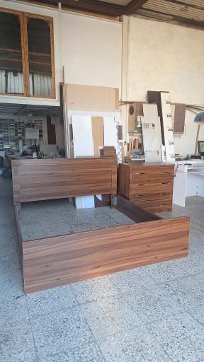 عکس نارون چوب کاسبان